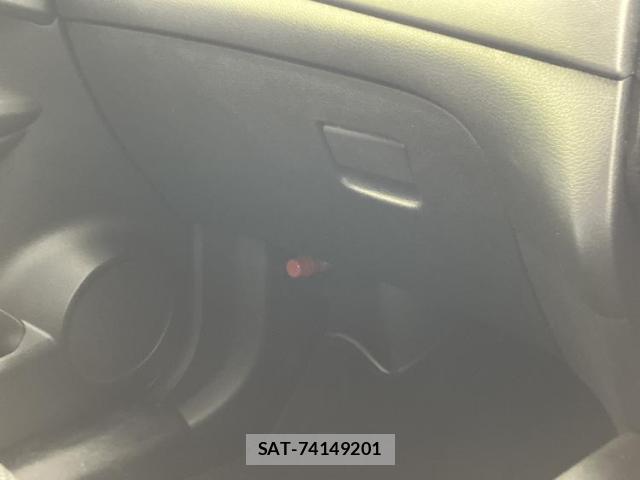 Nissan X-TRAIL 2017-11 8754151-7