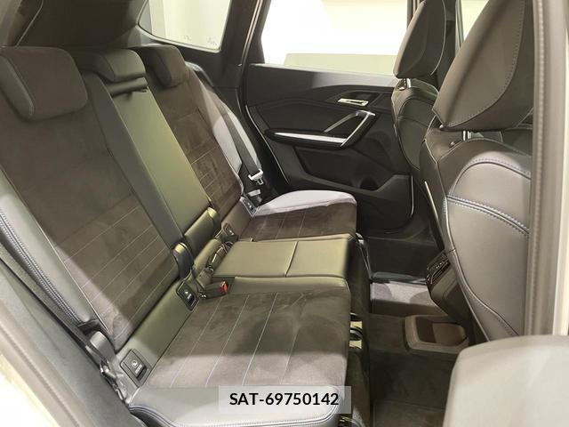 Bmw X1 2025-10 8752753-11