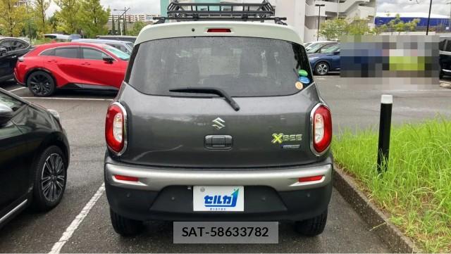 Suzuki X BEE 2018-10 8753552-1