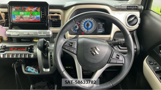 Suzuki X BEE 2018-10 8753552-16