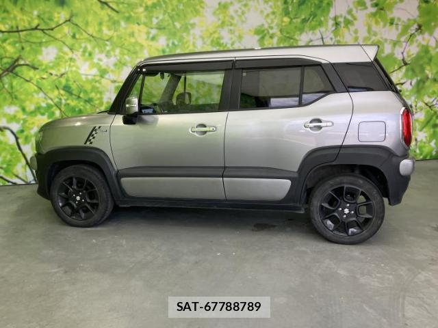 Suzuki X BEE 2022-09 8754610-1