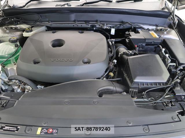 Volvo XC40 2020-08 8752938-18
