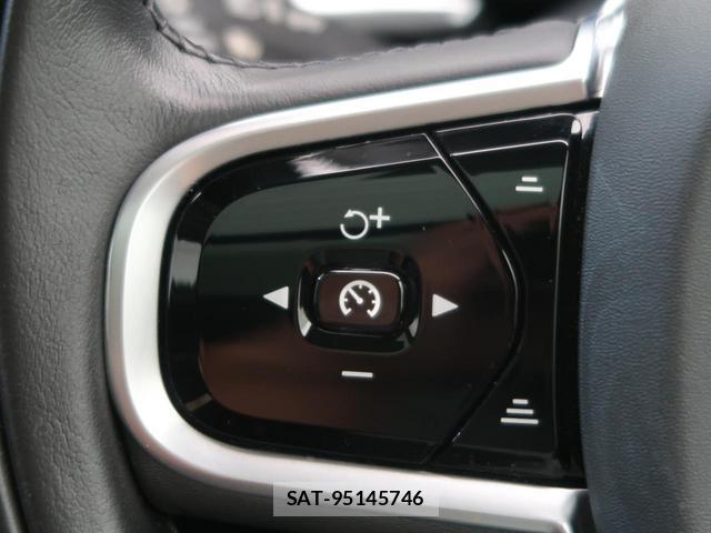 Volvo XC60 2020-07 8752937-6