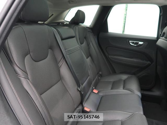 Volvo XC60 2020-07 8752937-9