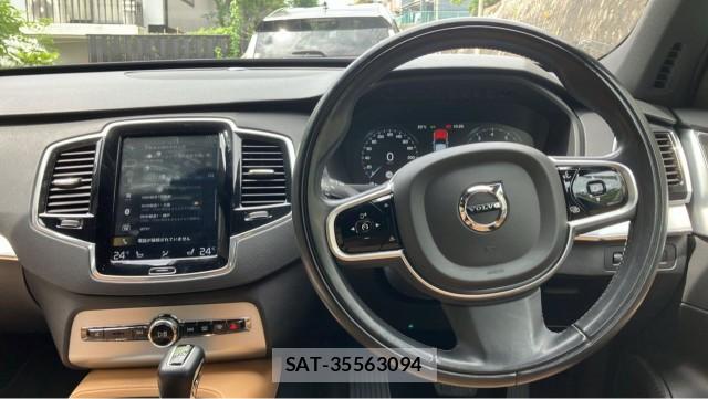 Volvo XC90 2018-06 8753645-16