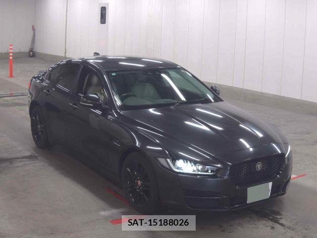 Jaguar XE 2018-09 8754111-0