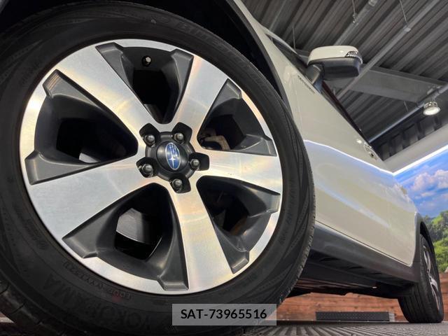 Subaru XV HYBRID 2017-01 8752823-13