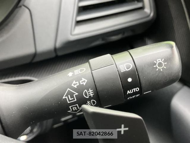 Subaru XV 2018-03 8754476-14