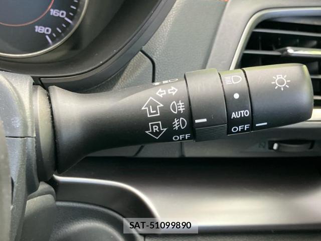 Subaru XV 2017-09 8754708-15