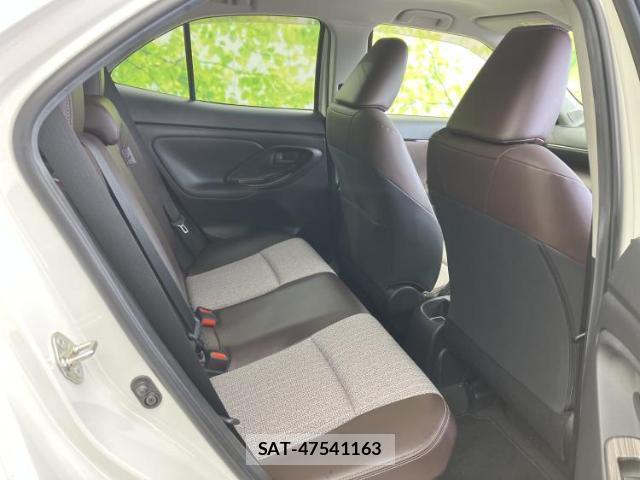 Toyota YARIS CROSS 2021-08 8753035-4