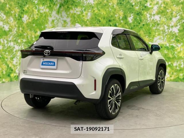 Toyota YARIS CROSS 2020-12 8754535-2