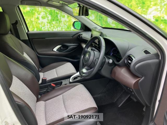 Toyota YARIS CROSS 2020-12 8754535-4
