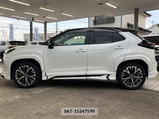 Toyota YARIS CROSS 2021-02 8754585-1