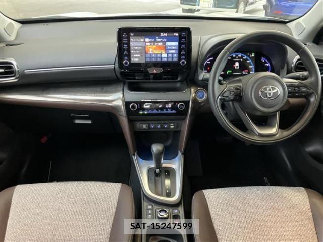 Toyota YARIS CROSS 2021-02 8754585-3