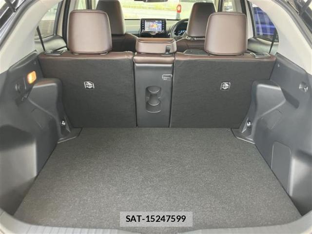 Toyota YARIS CROSS 2021-02 8754585-6