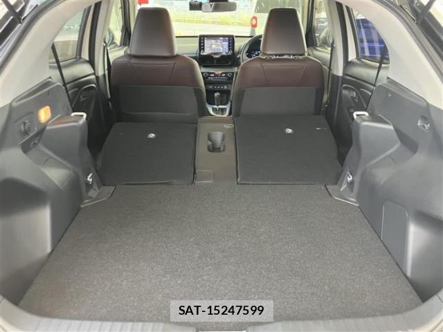 Toyota YARIS CROSS 2021-02 8754585-7