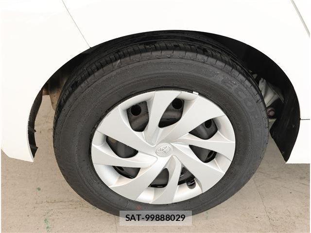 Toyota YARIS 2021-07 8752398-7