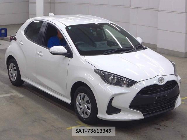Toyota YARIS 2023-08 8753817-3