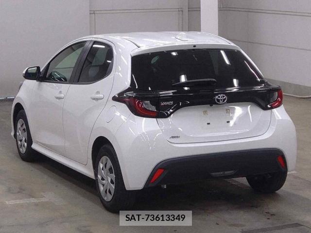 Toyota YARIS 2023-08 8753817-4
