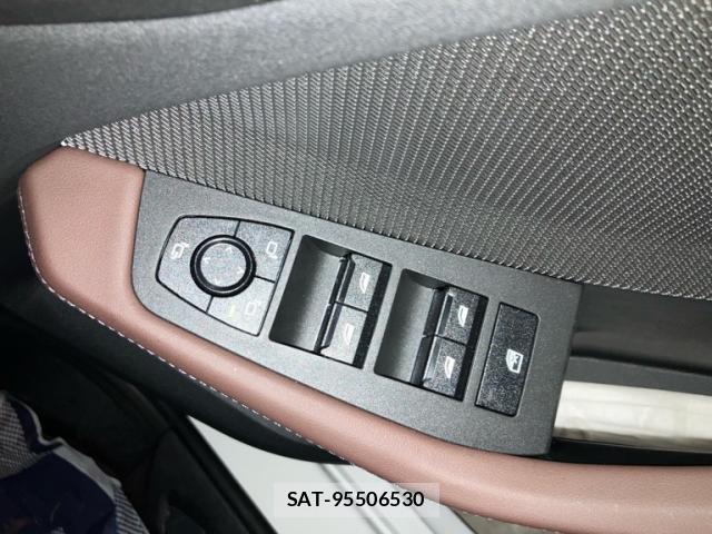 Bmw 1 SERIES 2026-03 8769171-17