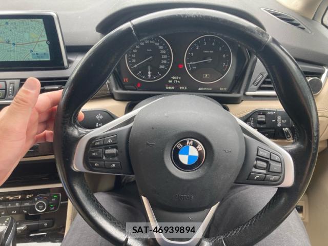 Bmw 2 SERIES 2016-04 8768786-9