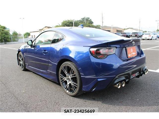 Toyota 86 2017-01 8769697-14