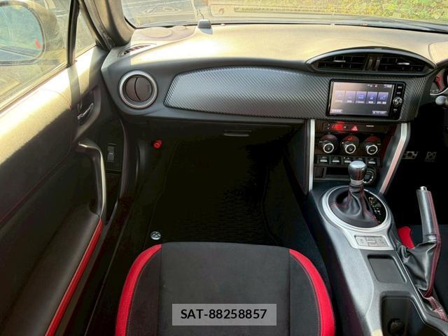 Toyota 86 2017-02 8769947-11