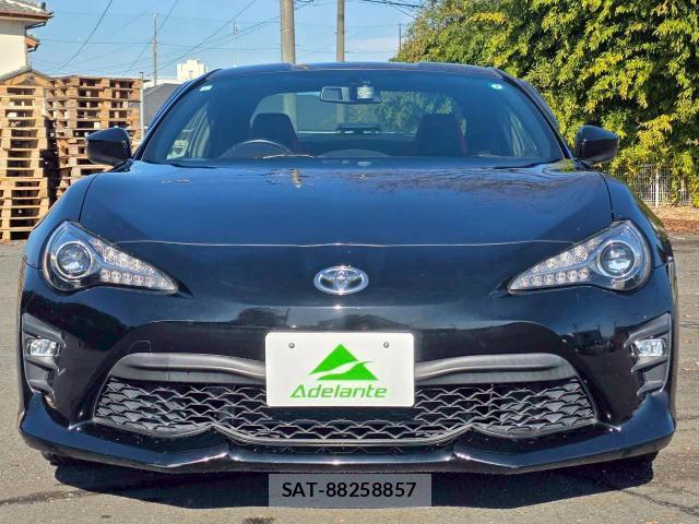 Toyota 86 2017-02 8769947-6