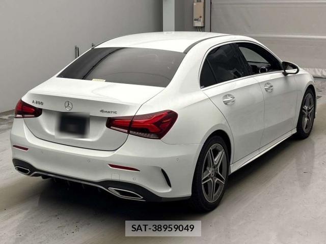 Mercedes Benz A-CLASS 2020-02 8769716-1