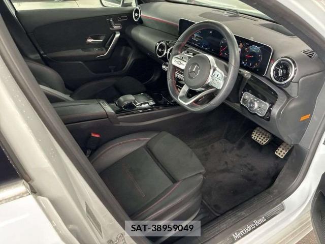 Mercedes Benz A-CLASS 2020-02 8769716-3