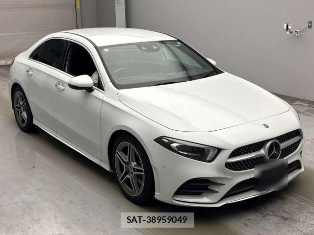 Mercedes Benz A-CLASS 2020-02 8769716-5