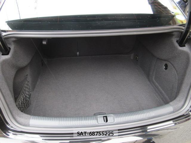Audi A3 SEDAN 2019-10 8769147-18
