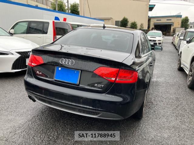 Audi A4 2011-12 8769078-13
