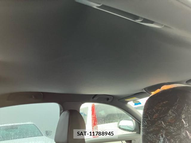 Audi A4 2011-12 8769078-14