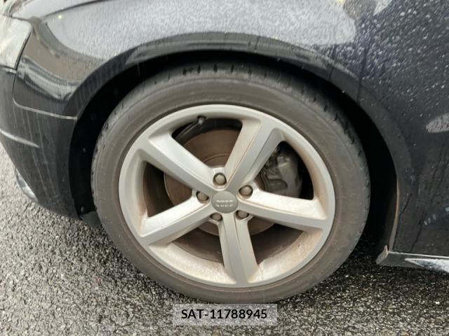 Audi A4 2011-12 8769078-4