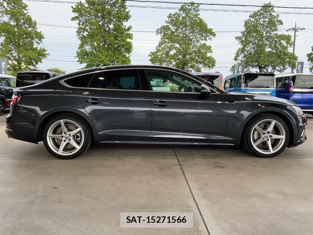 Audi A5 2018-04 8769085-3