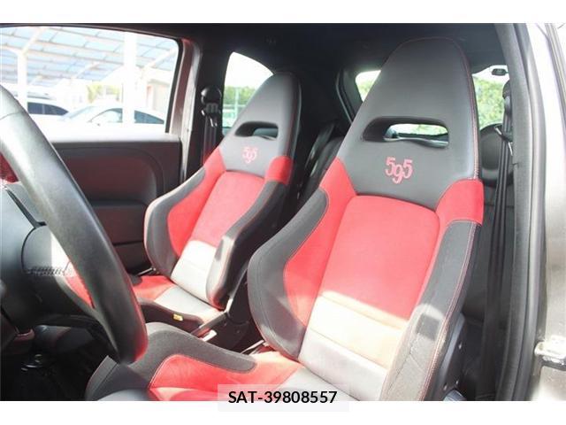 Abarth 595 2015-06 8769698-17