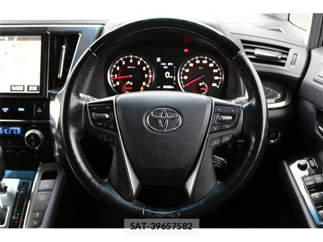 Toyota ALPHARD 2018-08 8769031-17