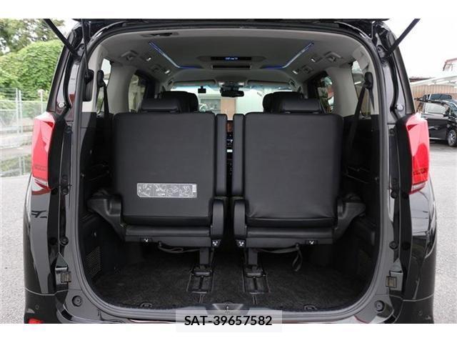 Toyota ALPHARD 2018-08 8769031-19