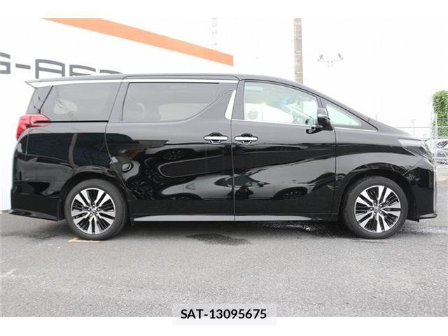 Toyota ALPHARD 2021-08 8769032-10