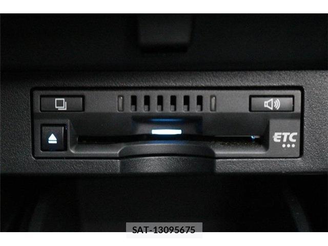 Toyota ALPHARD 2021-08 8769032-6