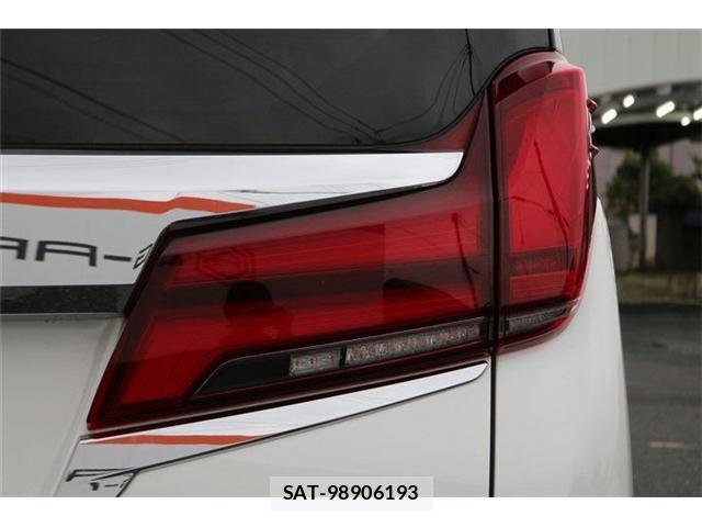Toyota ALPHARD 2018-12 8769034-12