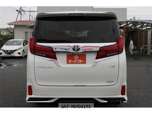 Toyota ALPHARD 2018-12 8769034-9