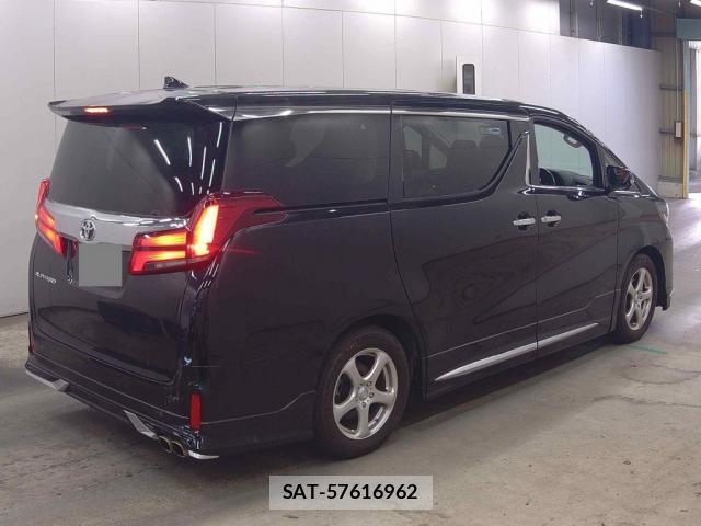 Toyota ALPHARD 2022-08 8769852-1