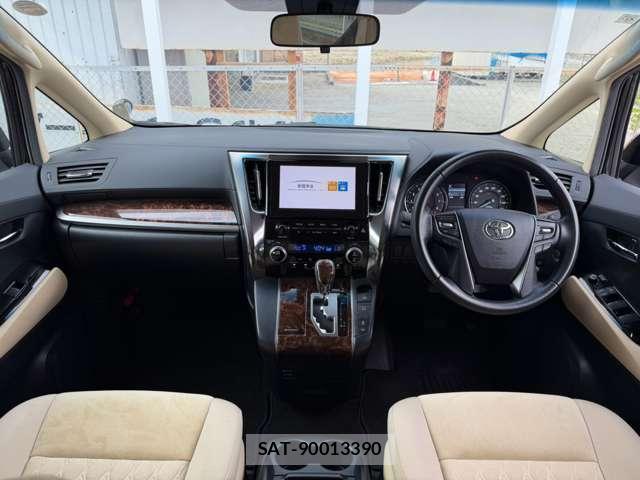Toyota ALPHARD 2021-09 8770119-1