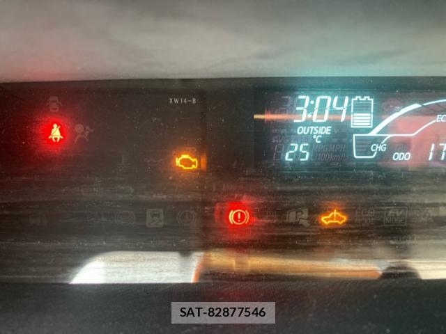 Toyota AQUA 2014-01 8768787-18