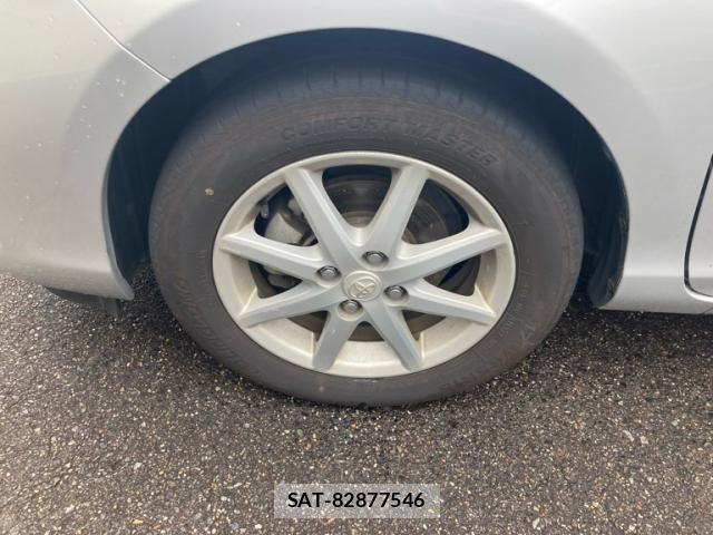 Toyota AQUA 2014-01 8768787-2