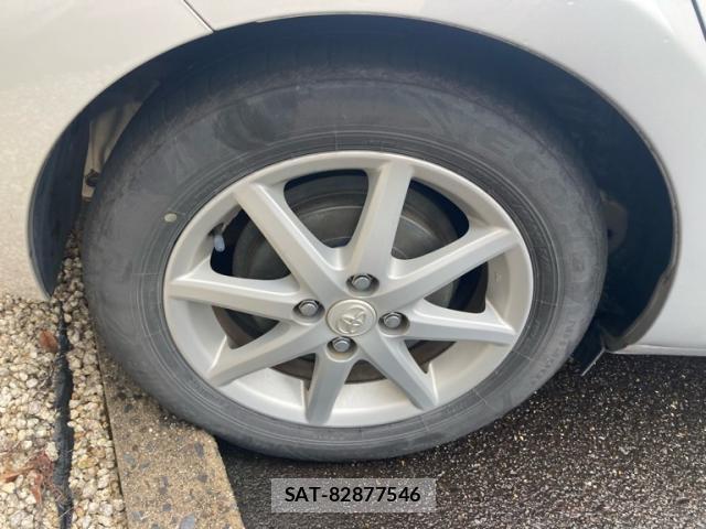 Toyota AQUA 2014-01 8768787-3