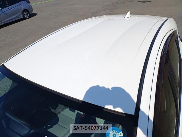 Toyota AQUA 2017-02 8768937-6