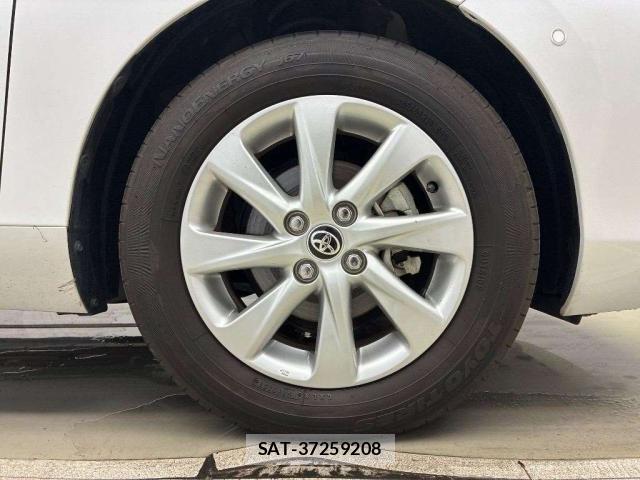 Toyota AQUA 2021-10 8769084-8